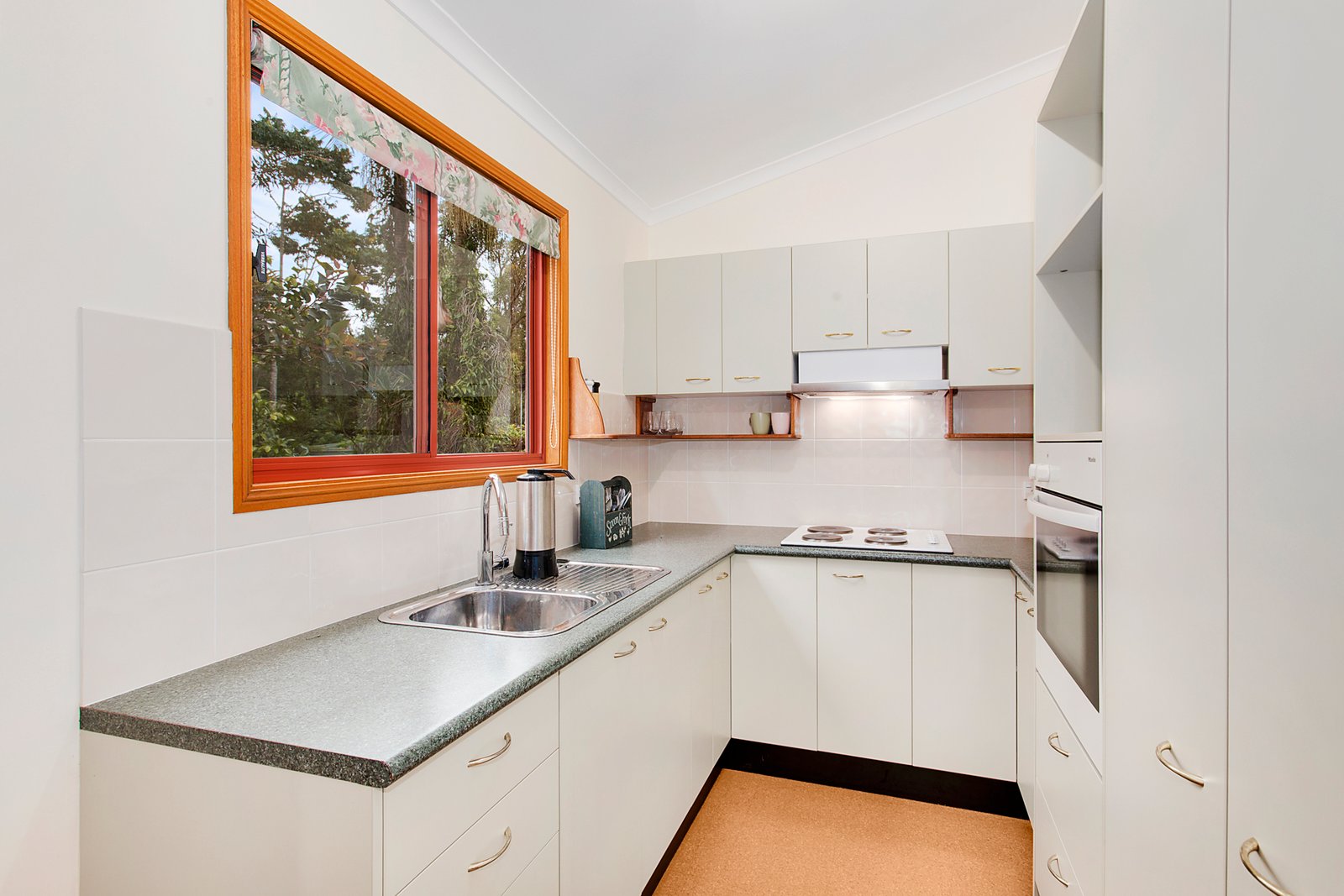 3 Railway Street JOHNS RIVER 13