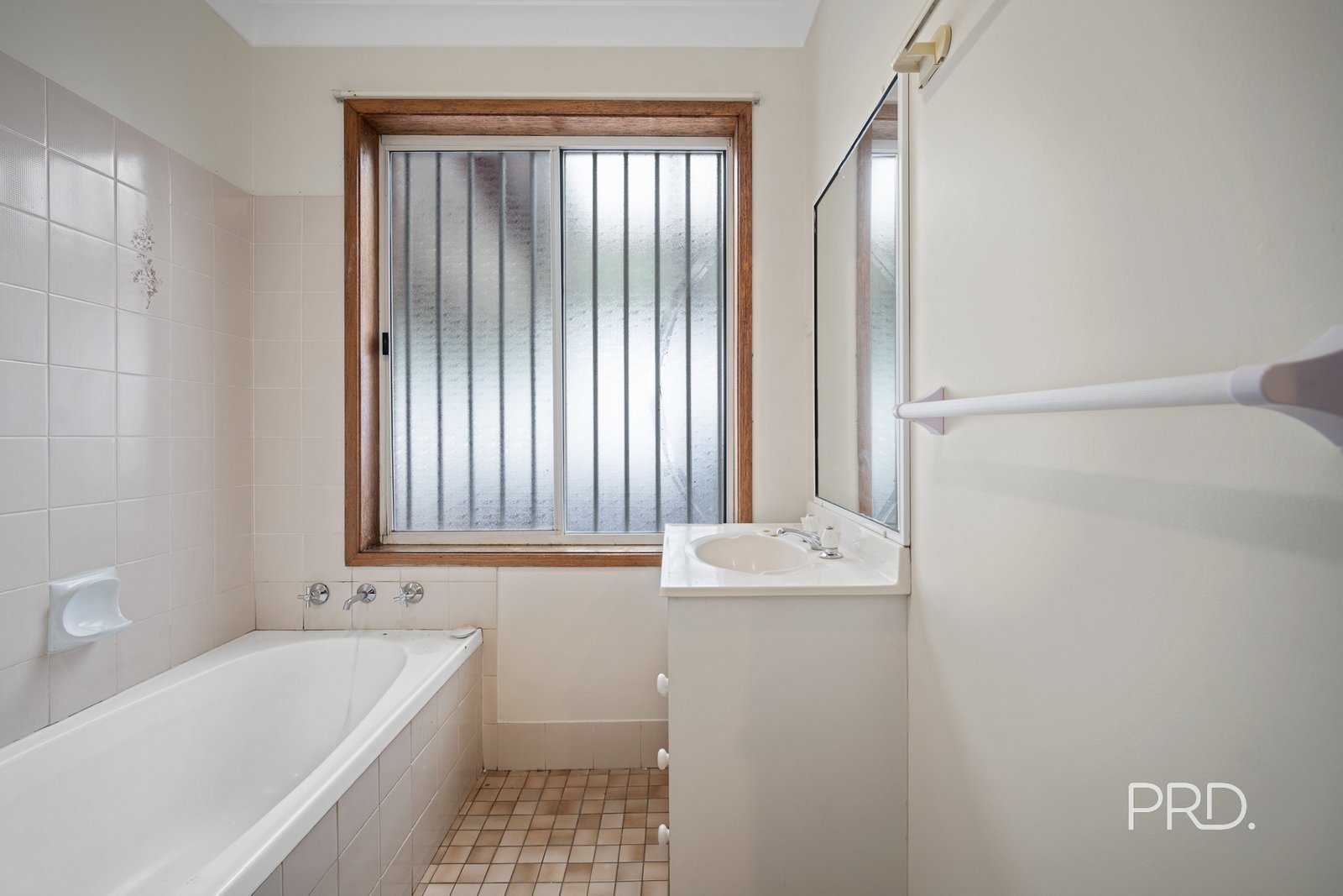 3 Ramus Street TOLLAND 11