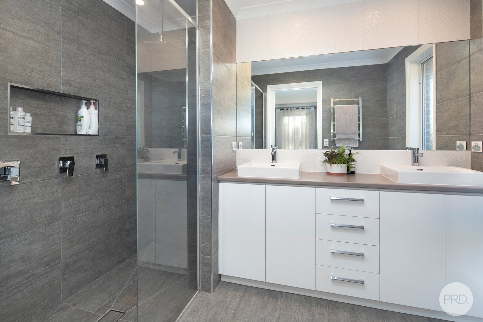 3 Rawlings Street LUCAS 4