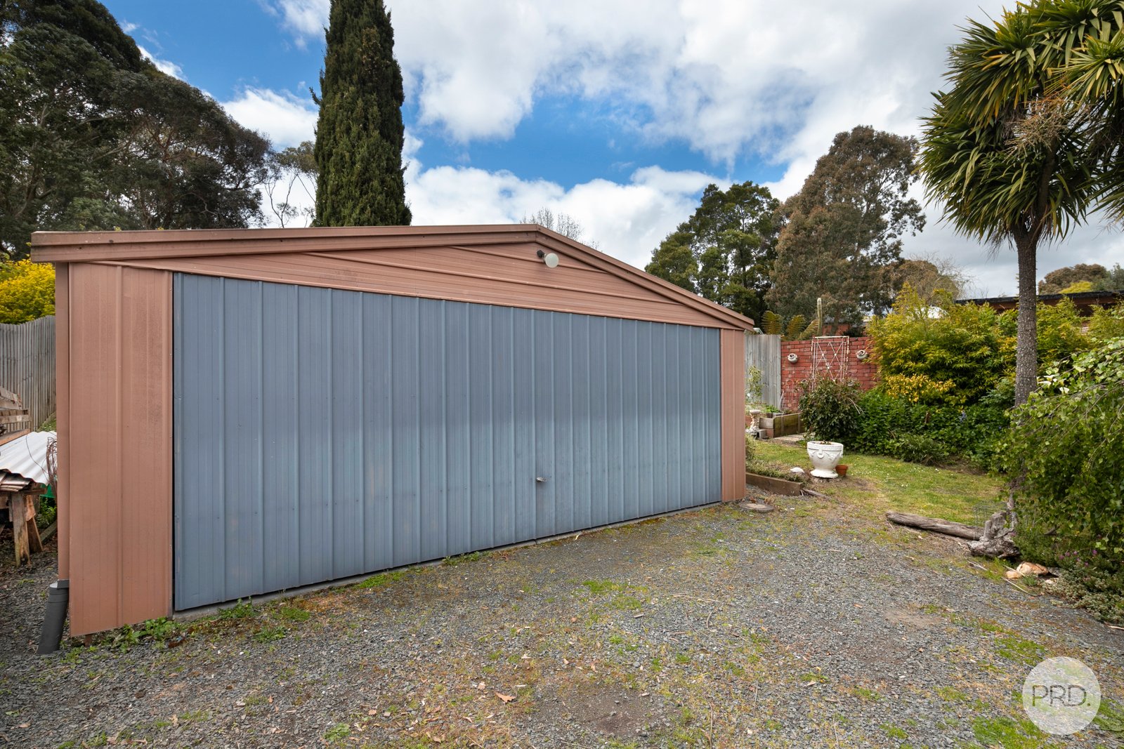 3 Raymond Crescent BROWN HILL 11