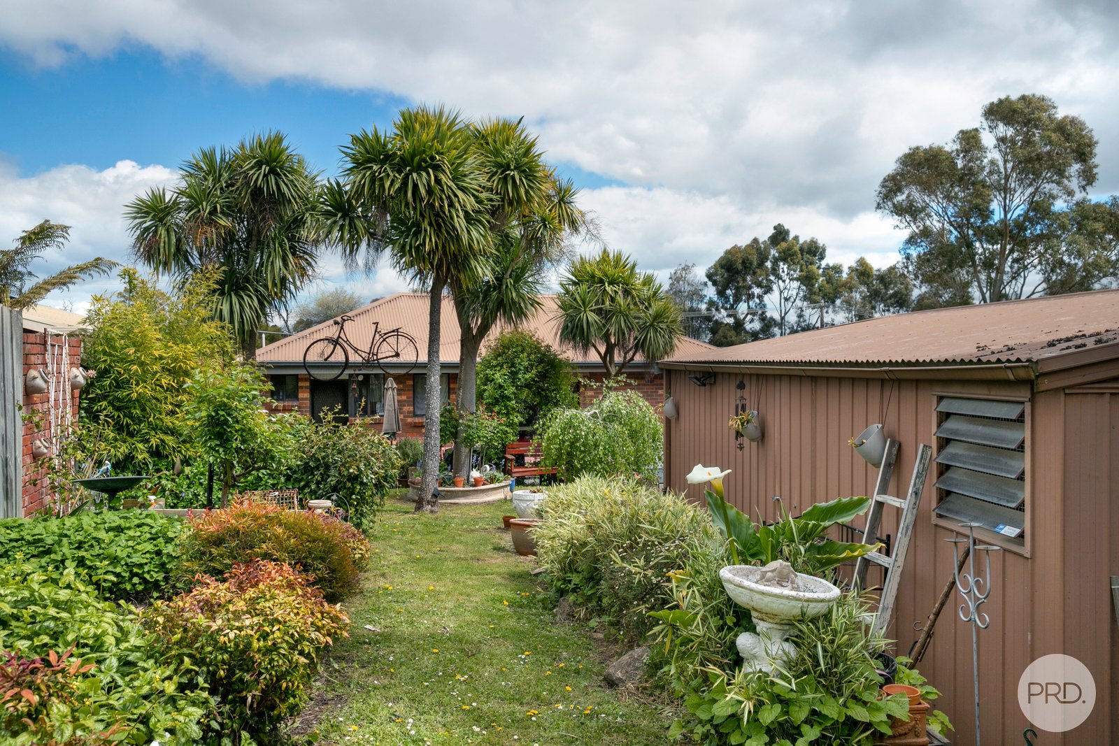 3 Raymond Crescent BROWN HILL 12