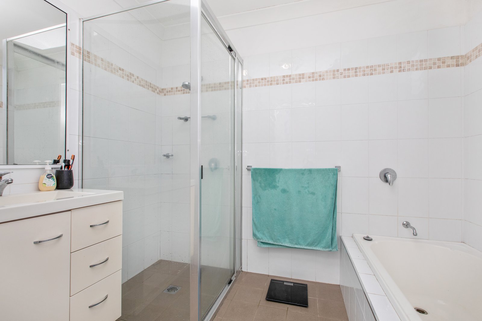 3 Raymond Street TELARAH 10