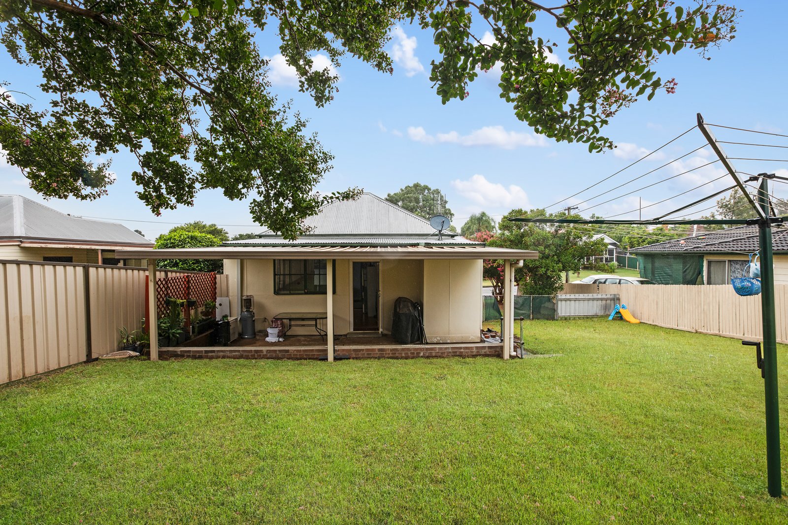 3 Raymond Street TELARAH 13