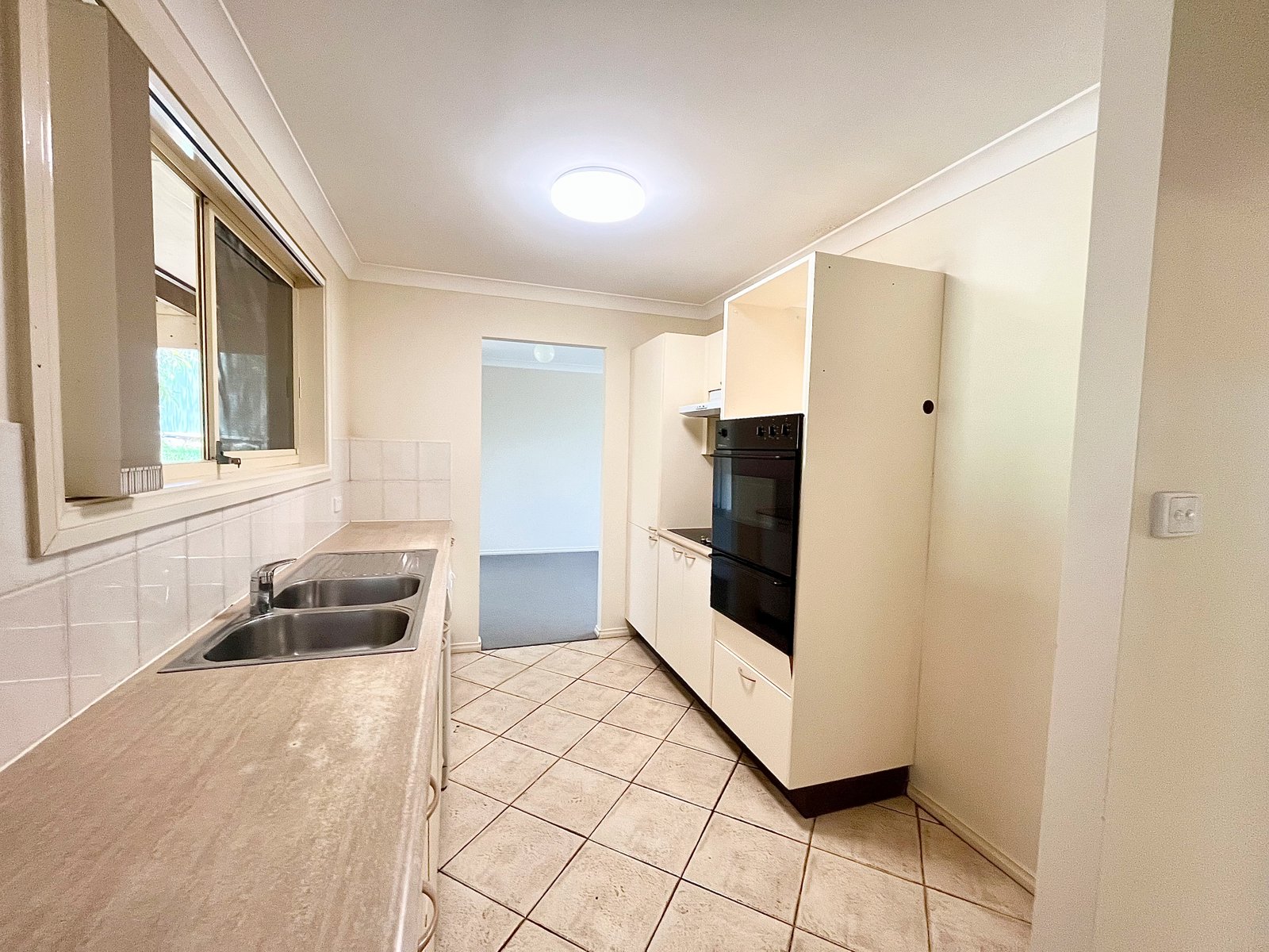 3 Recluse Court BOAT HARBOUR 19
