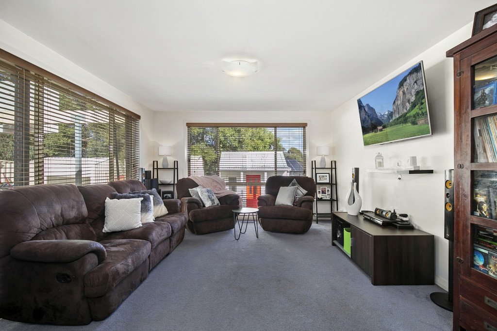 3 Redwood Court MOUNT HELEN 11