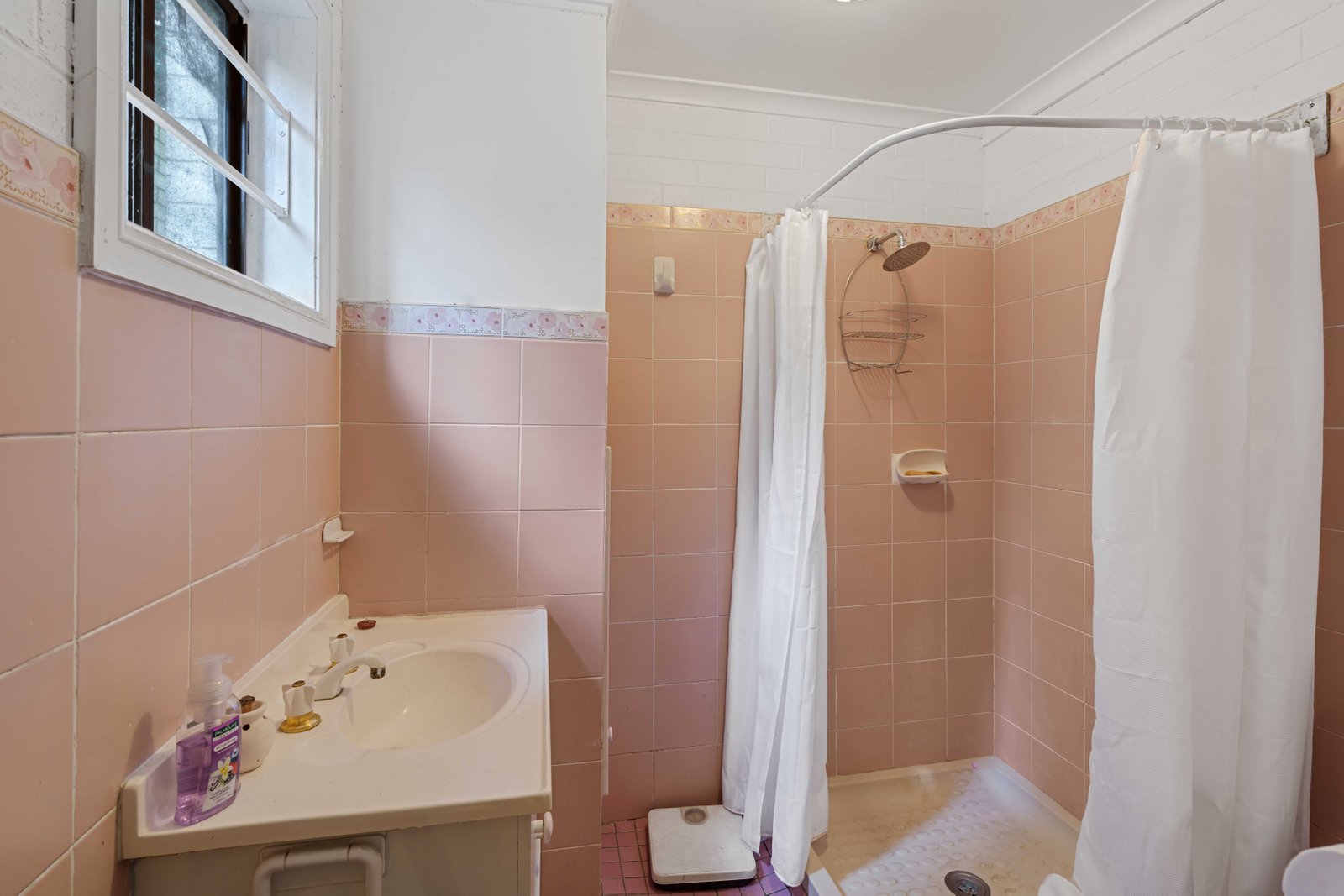 3 Regency Place ORANGE 26
