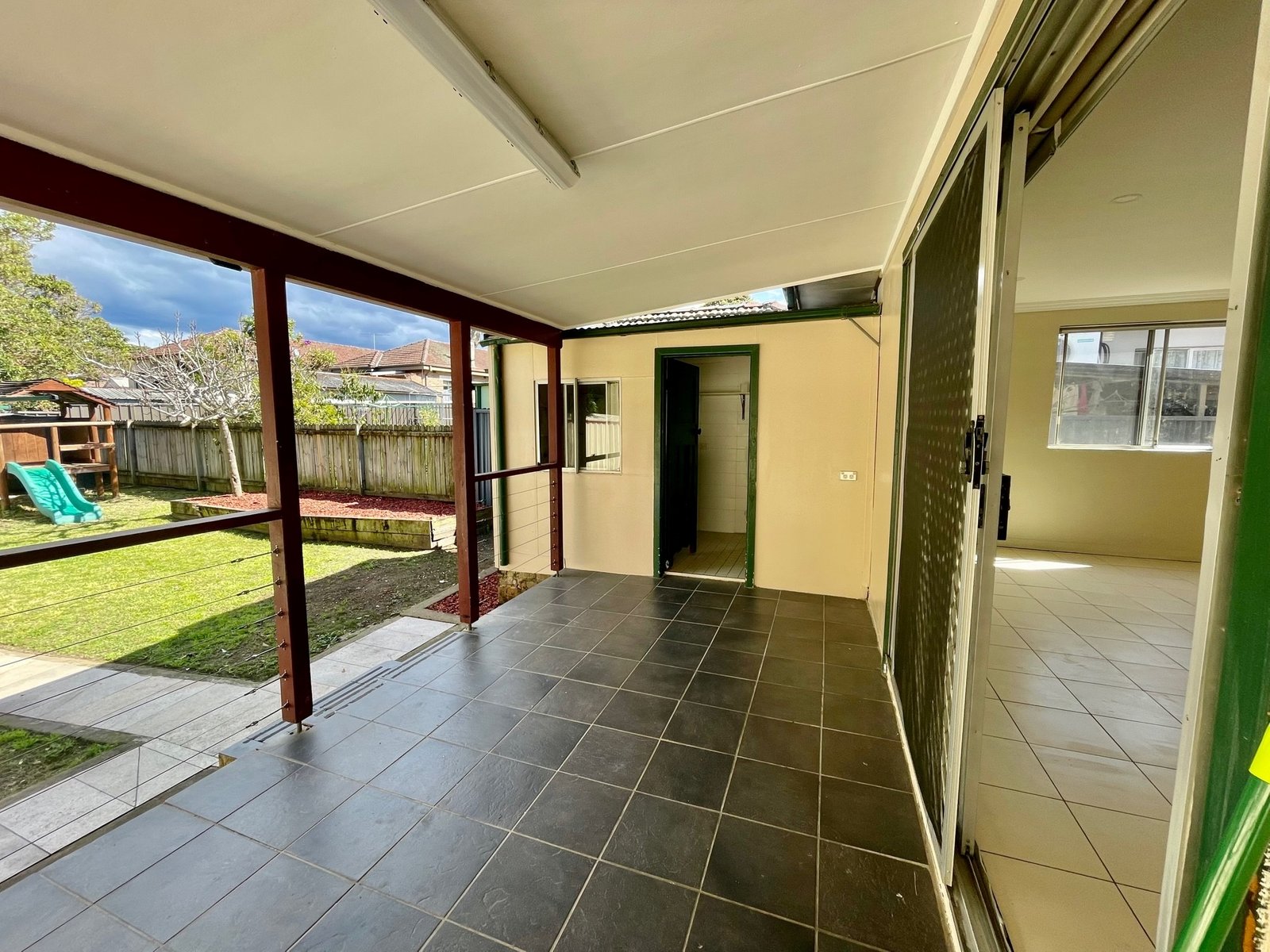 3 Regent Street BEXLEY 9