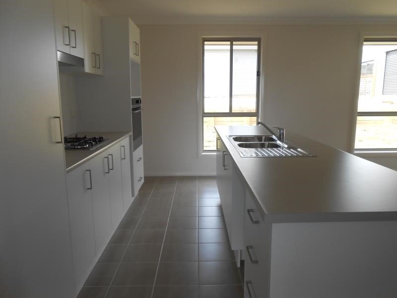 3 Reginald Drive TAMWORTH 2