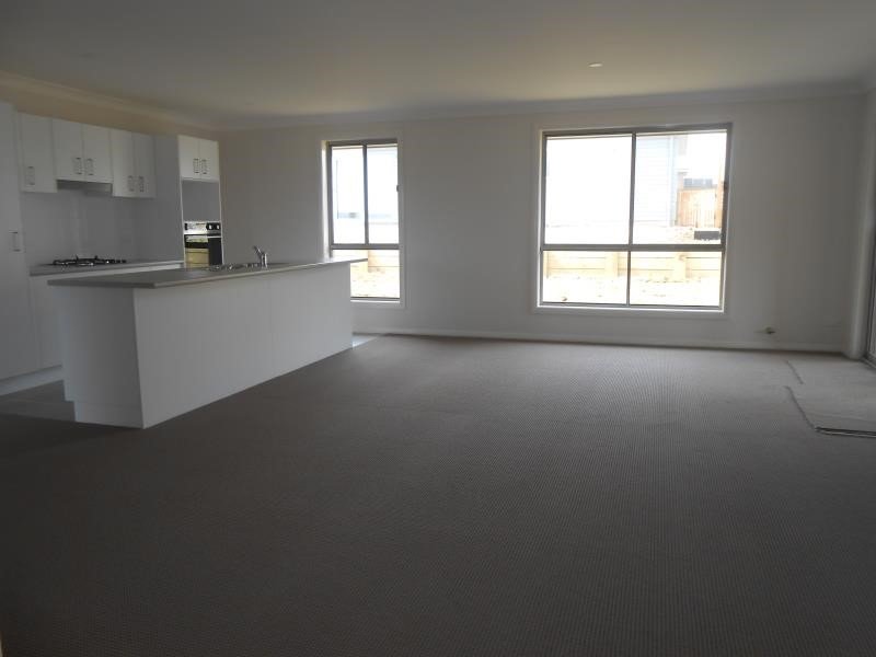 3 Reginald Drive TAMWORTH 3