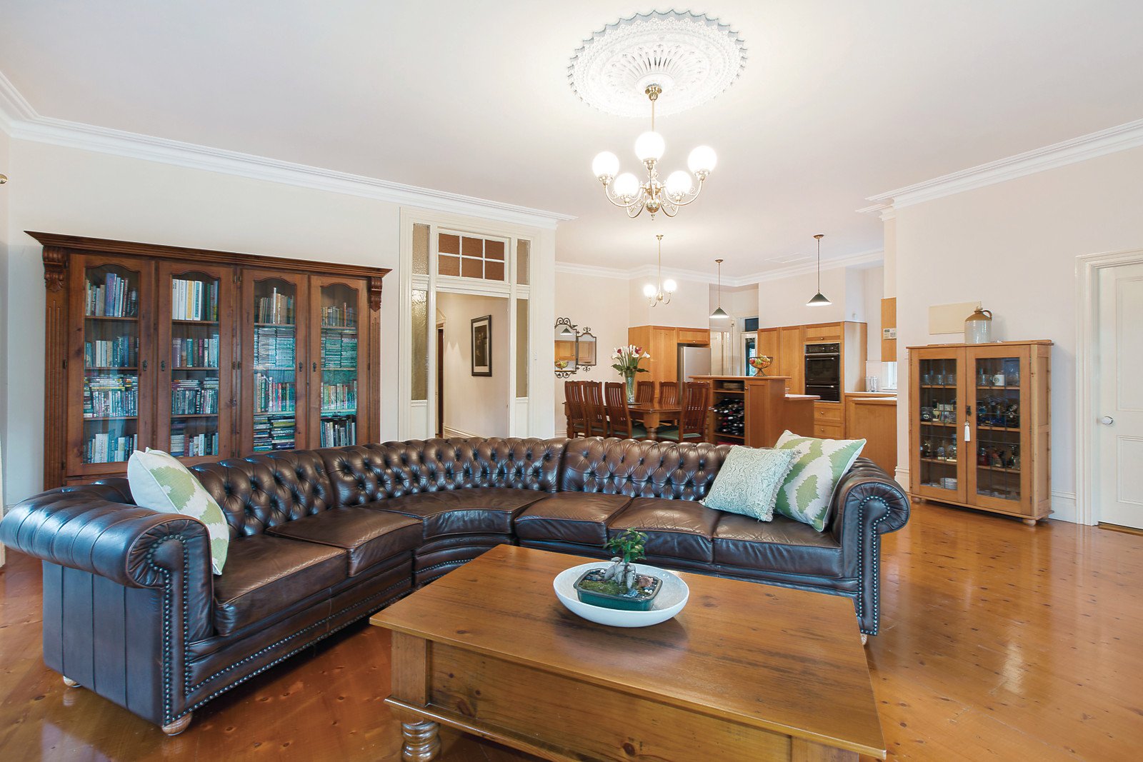 3 Ridgeway Avenue, Kew, VIC