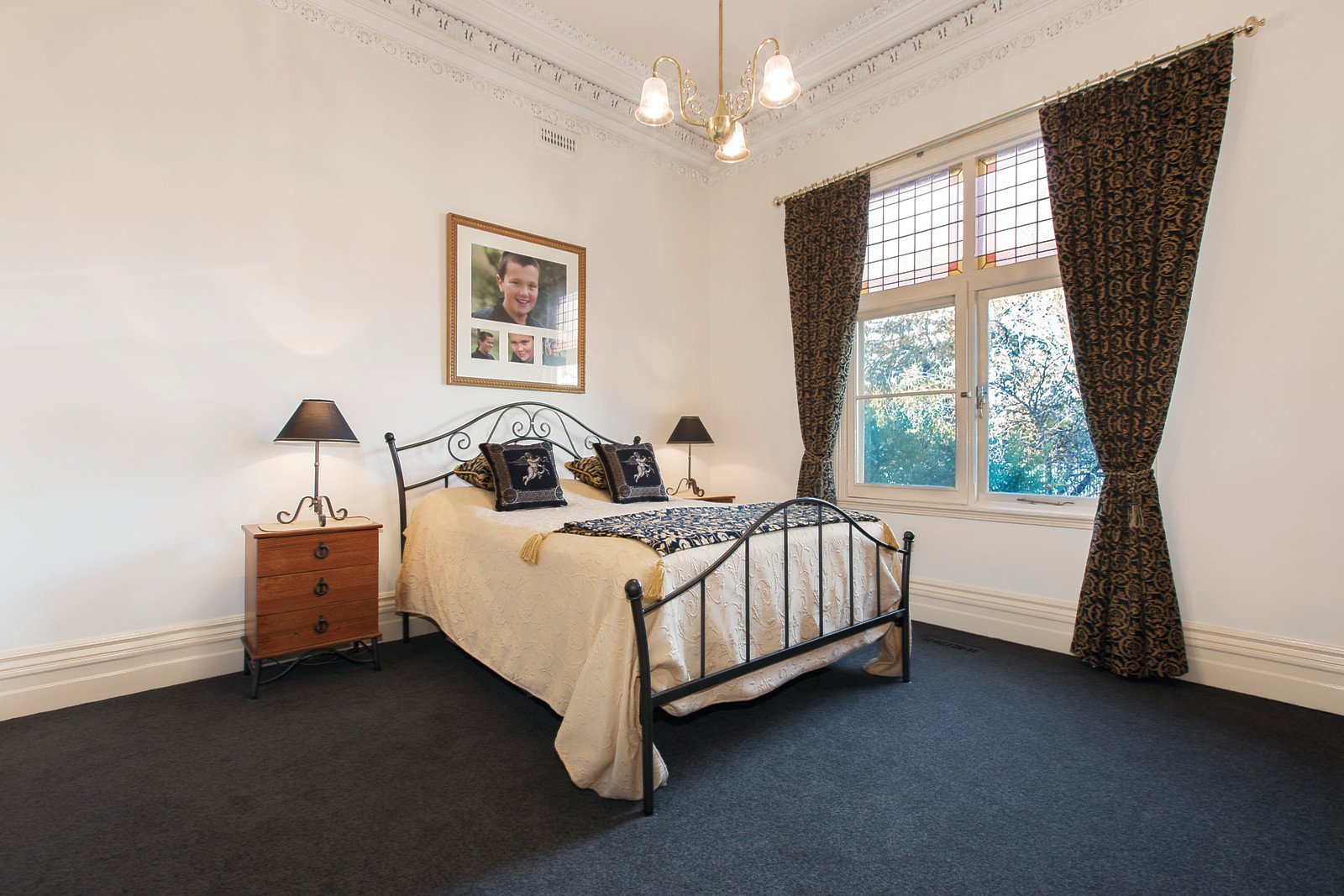 3 Ridgeway Avenue, Kew, VIC