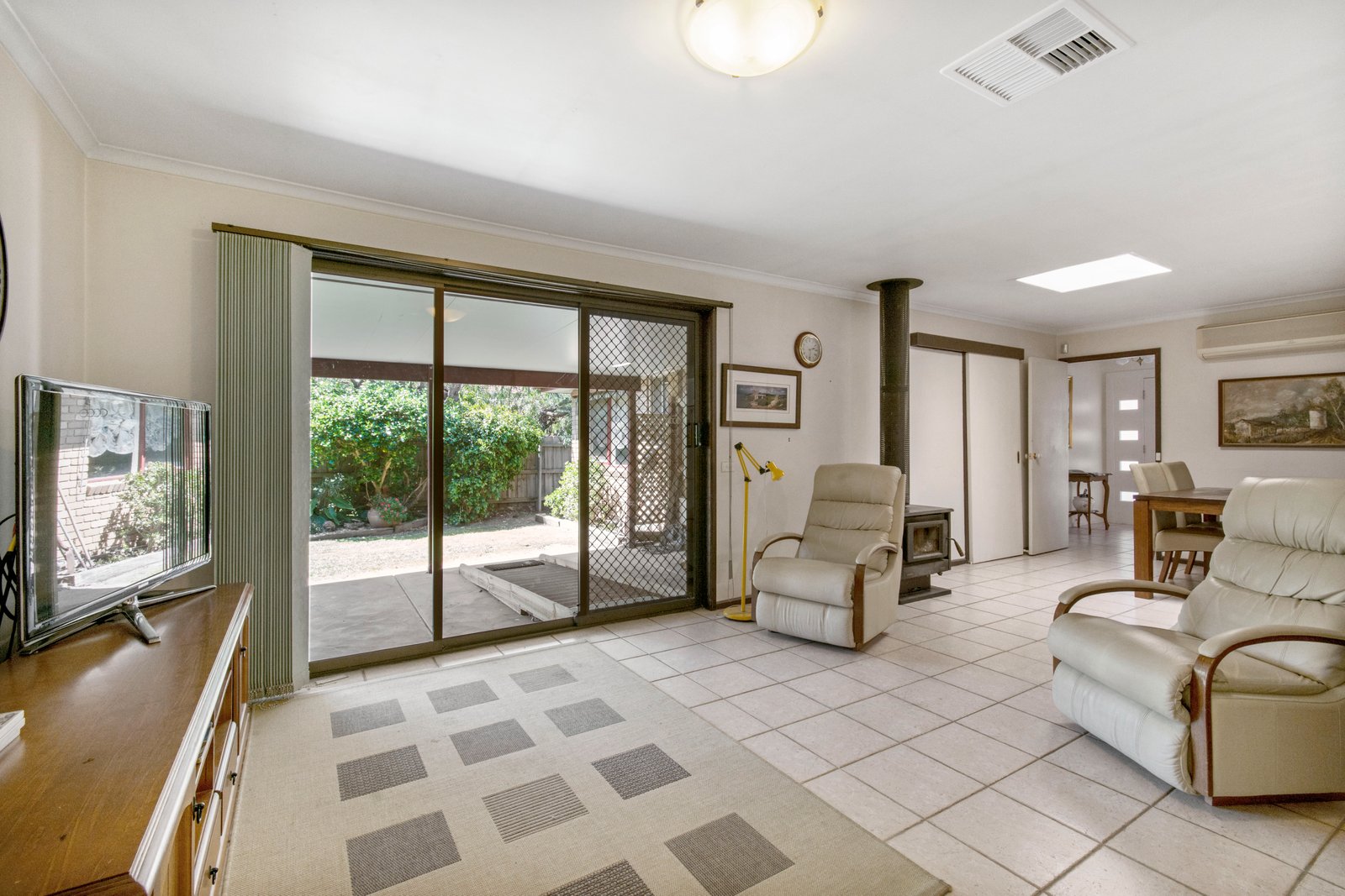 Gallery: 3 Rivoli Court