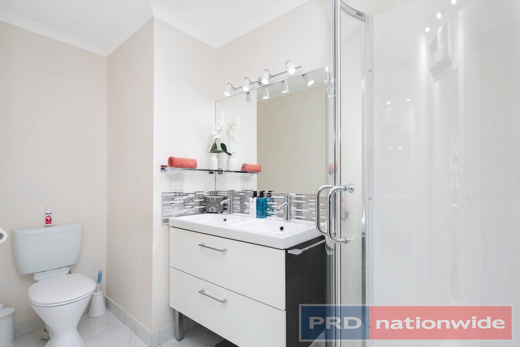 3 Robyn Place DELACOMBE 11