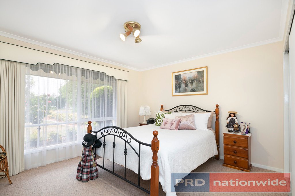3 Robyn Place DELACOMBE 12
