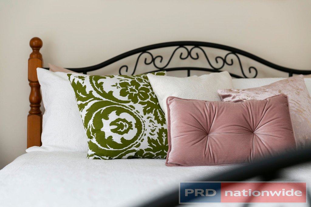 3 Robyn Place DELACOMBE 13