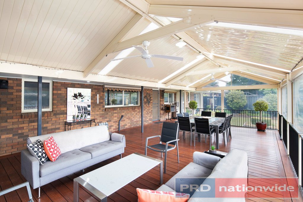 3 Robyn Place DELACOMBE 17