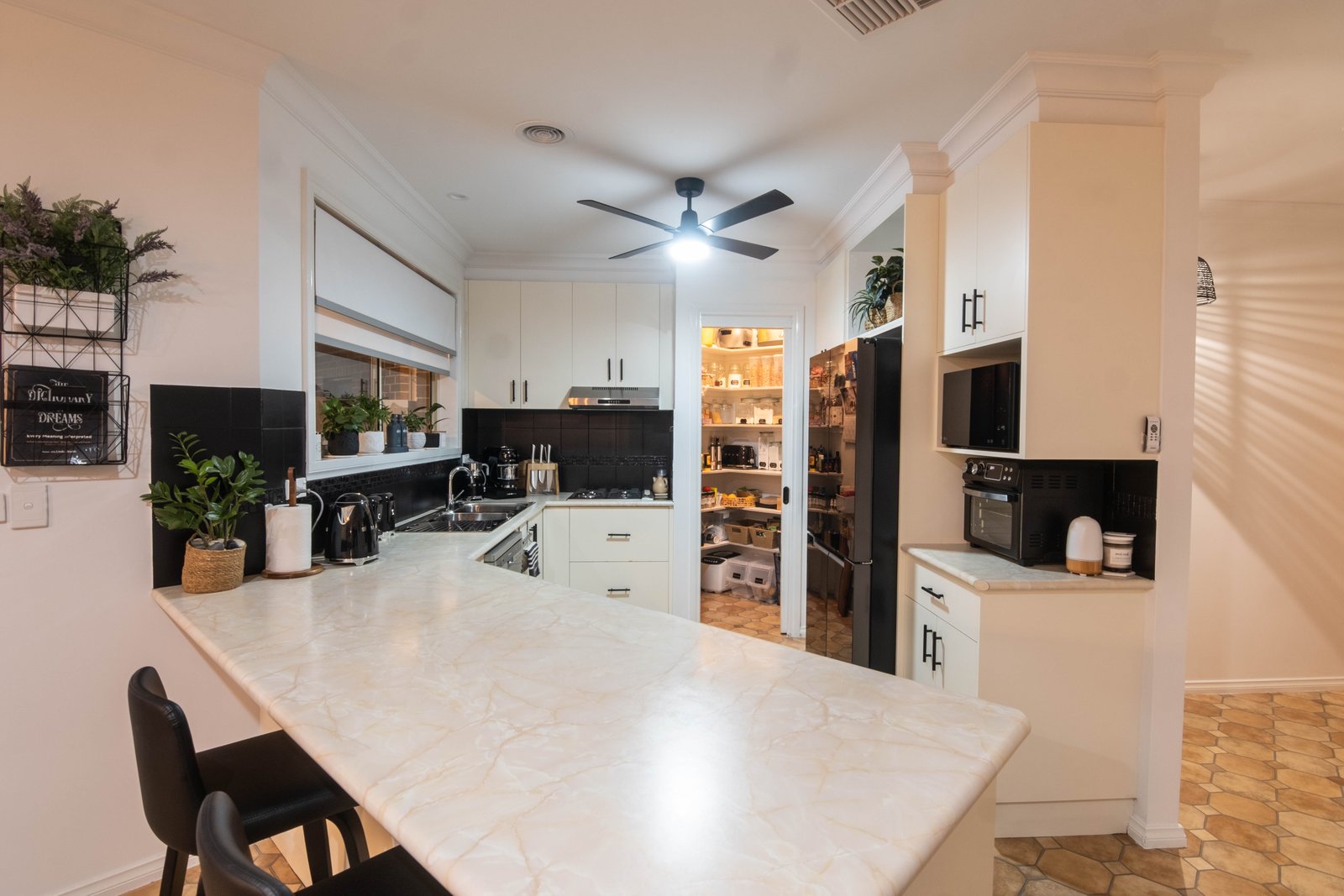 3 Romney Crescent SHEPPARTON 9