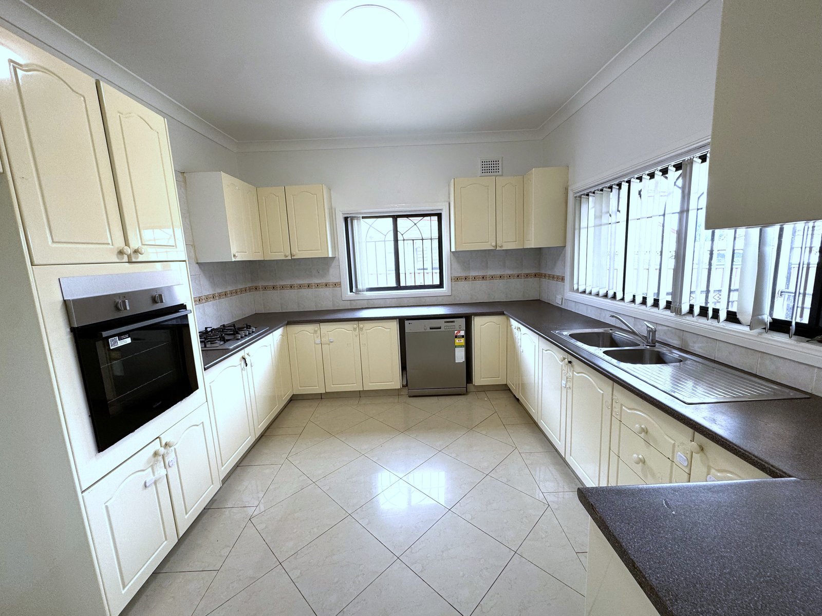 3 Rose Street LIVERPOOL 4