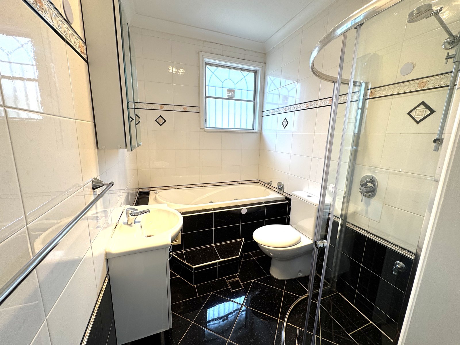 3 Rose Street LIVERPOOL 6