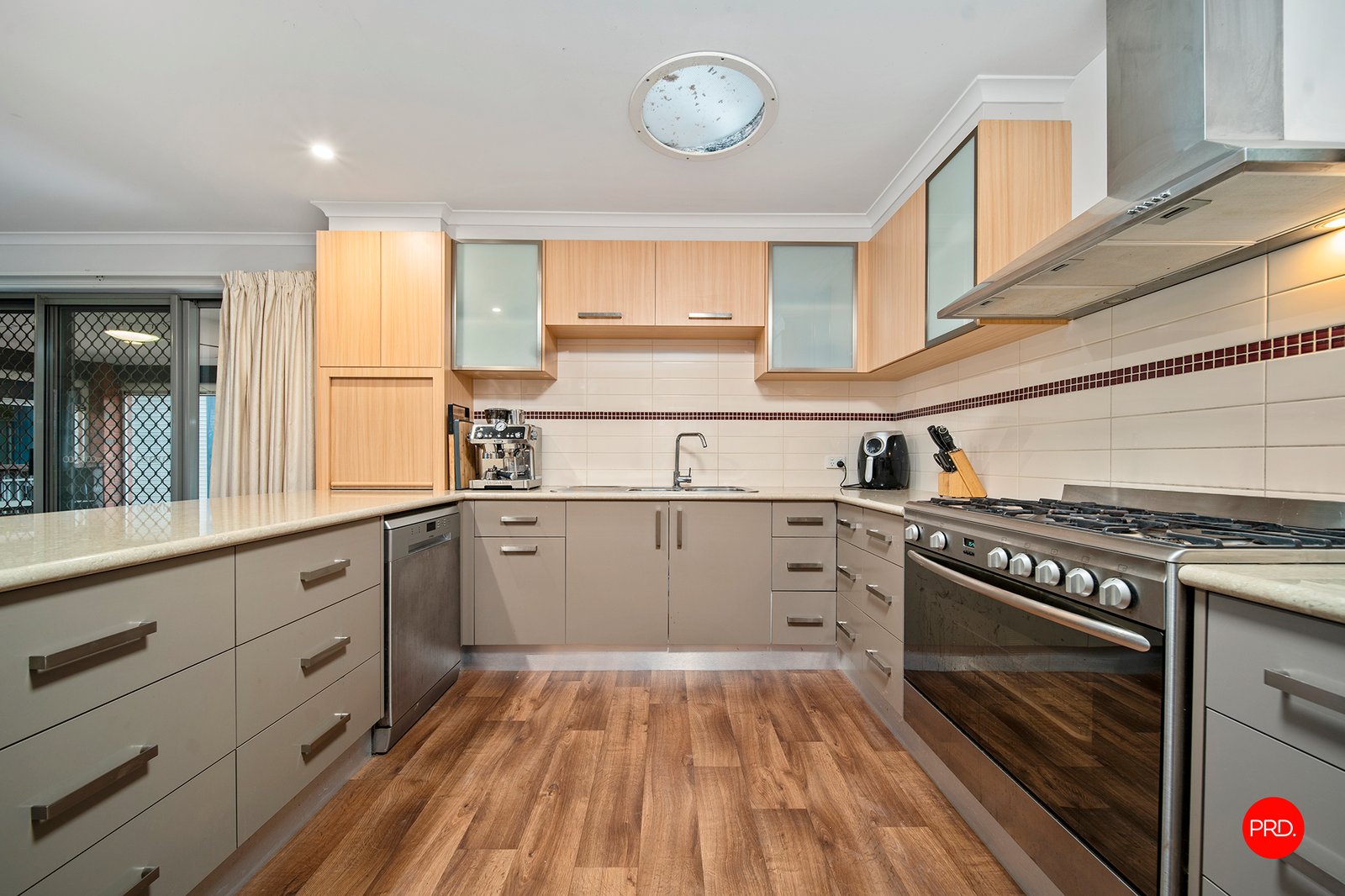 3 Rosea Court ASCOT 4
