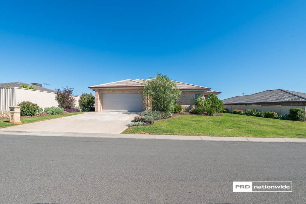 3 Rosella Avenue TAMWORTH 1