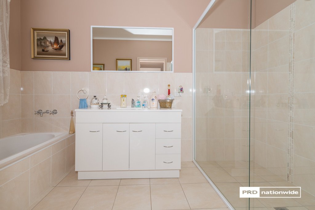 3 Rosella Avenue TAMWORTH 10