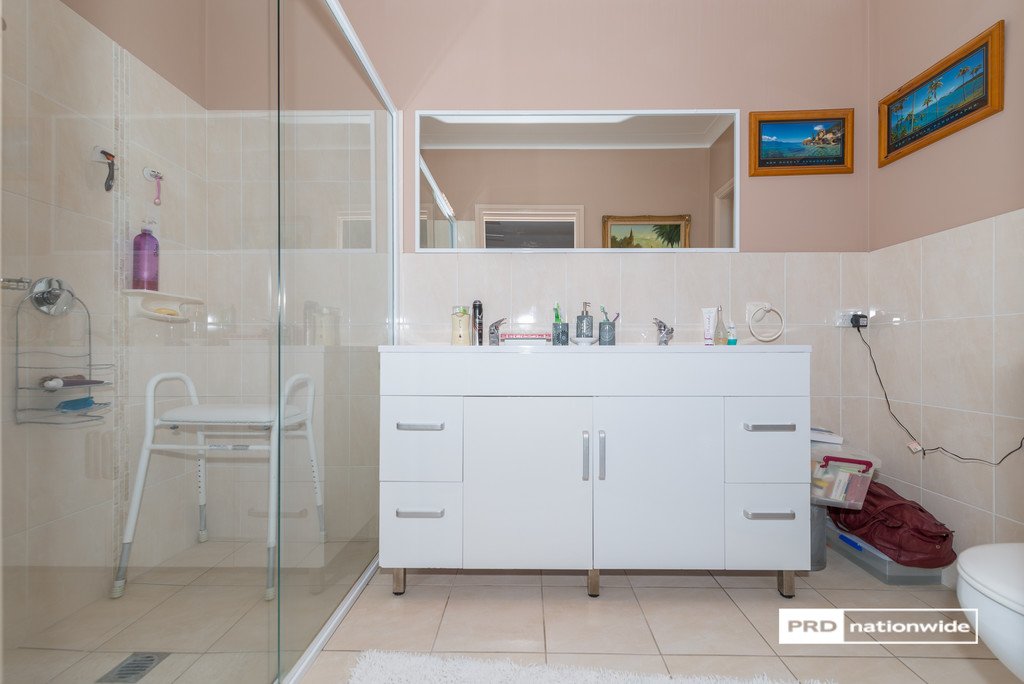 3 Rosella Avenue TAMWORTH 12