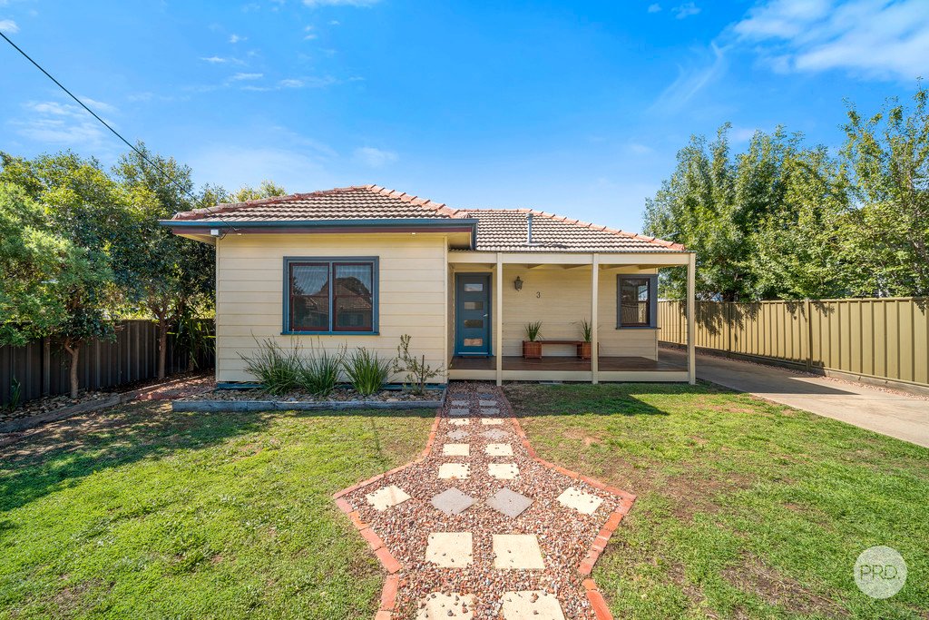 3 Rosemont Crescent KENNINGTON 1