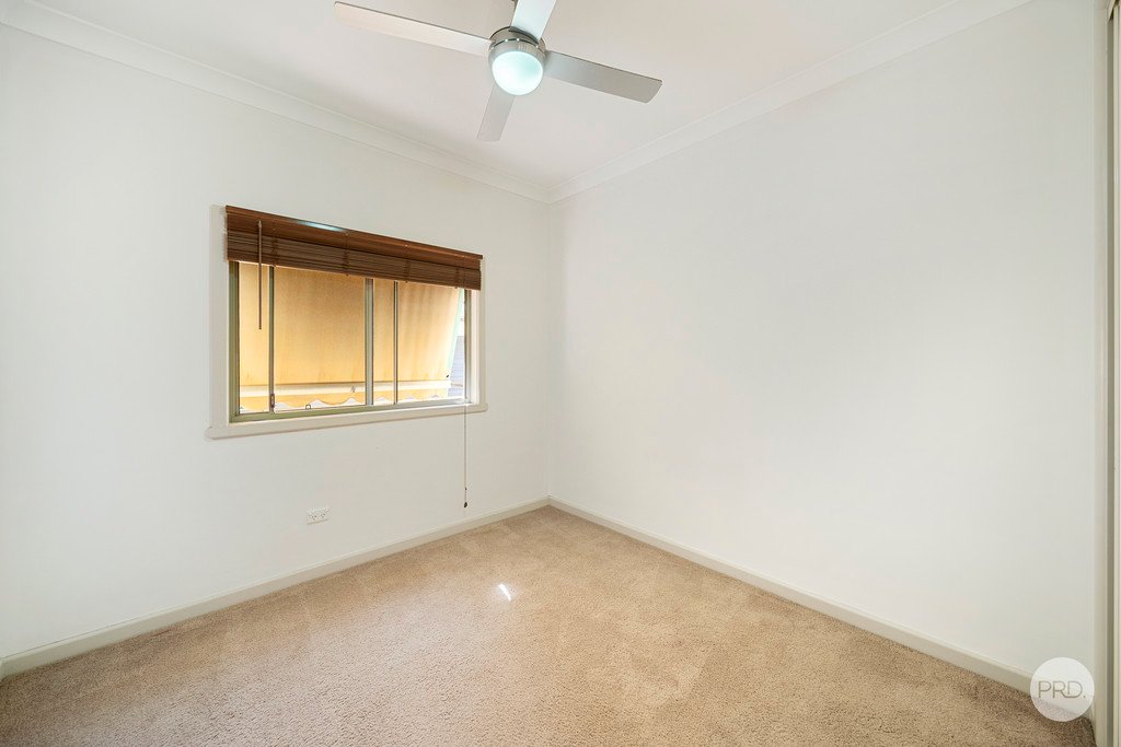 3 Rosemont Crescent KENNINGTON 6
