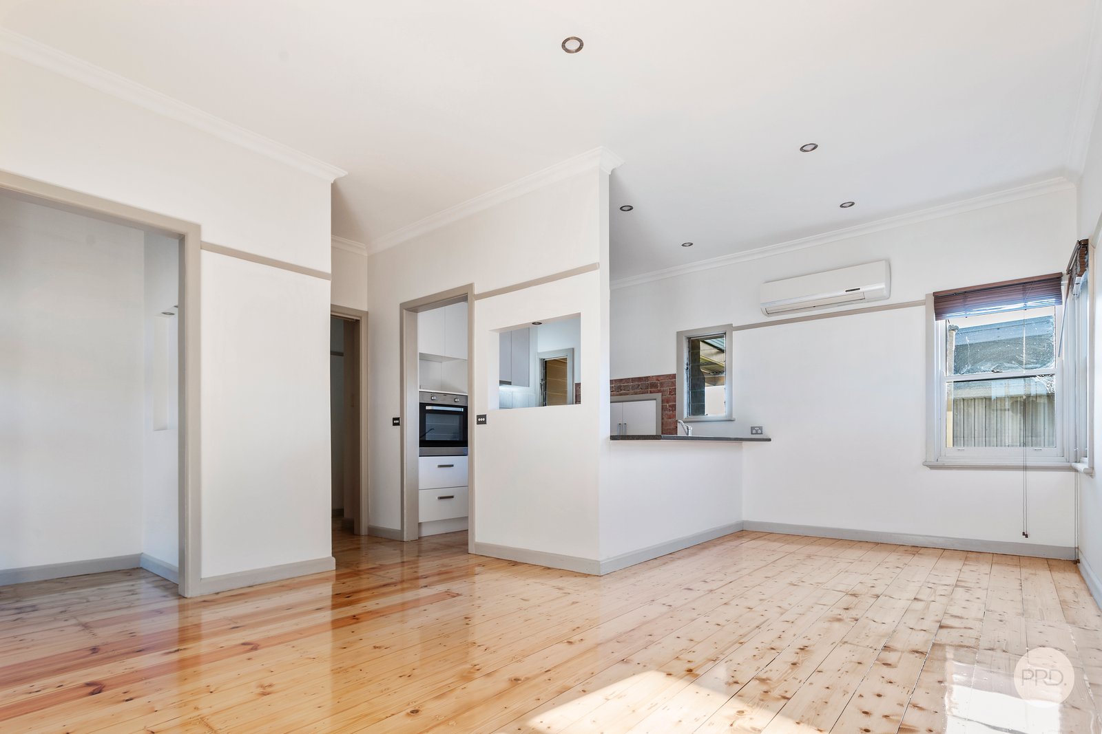 3 Rosemont Crescent KENNINGTON 3