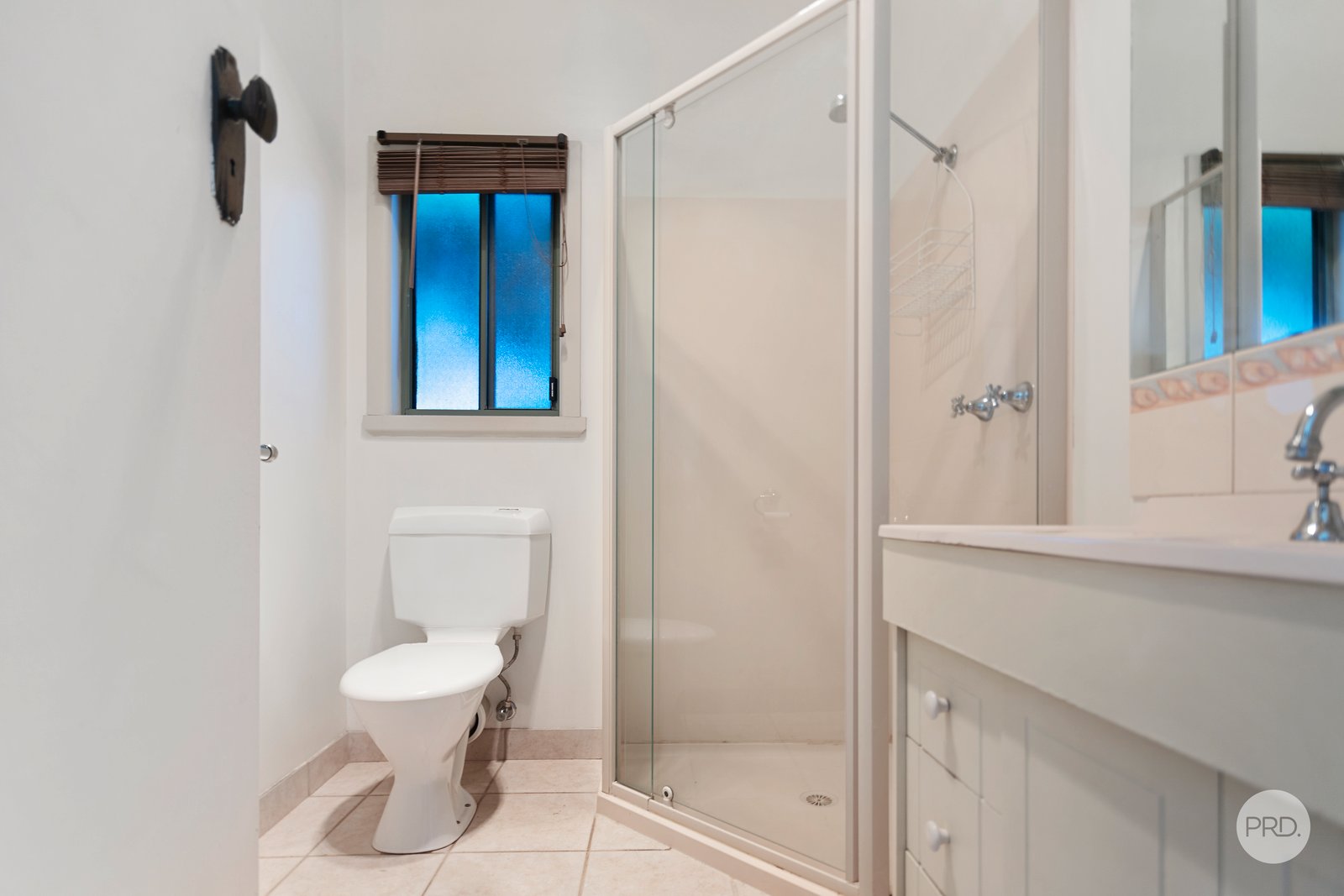 3 Rosemont Crescent KENNINGTON 6