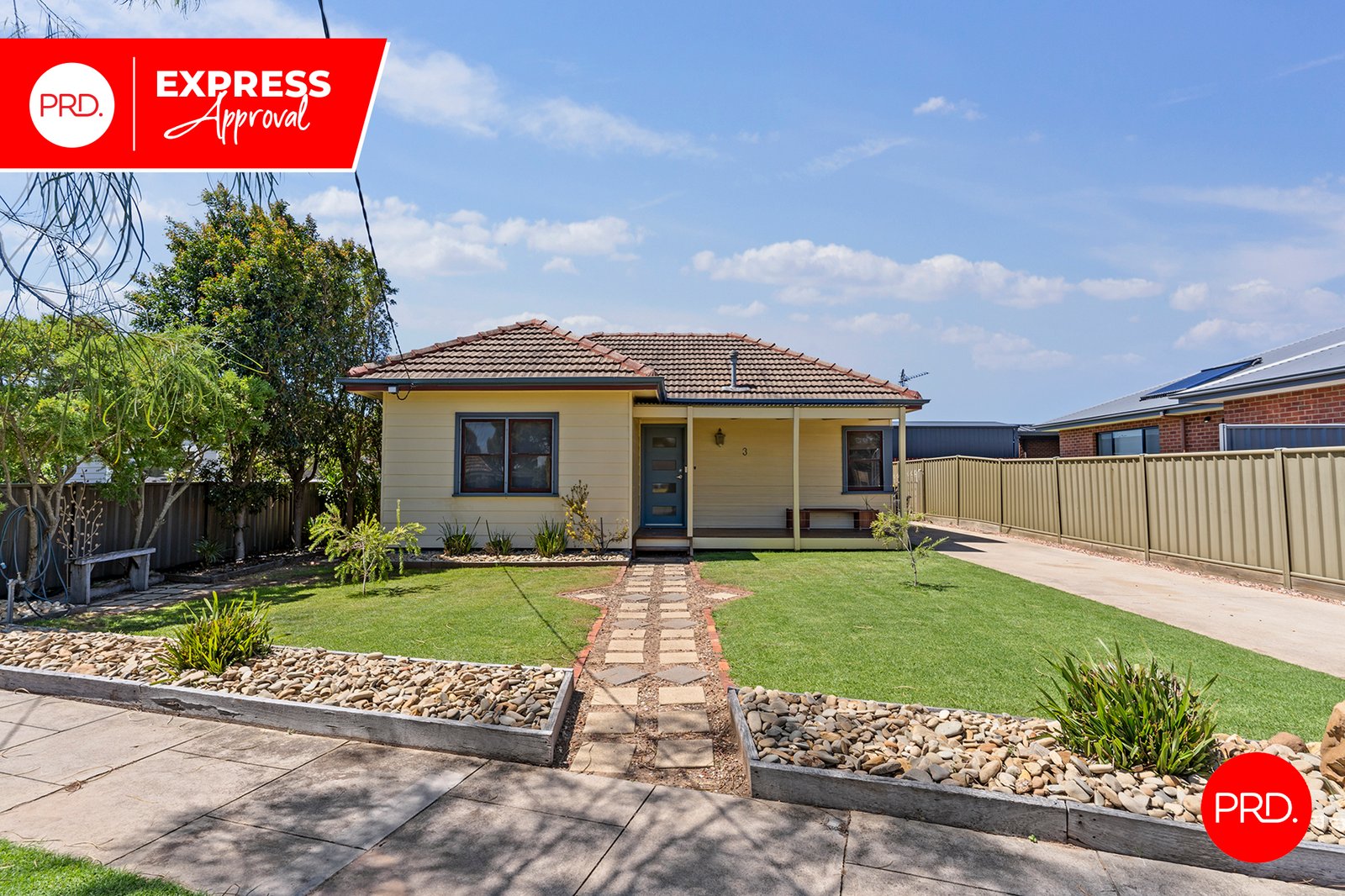 3 Rosemont Crescent KENNINGTON 2