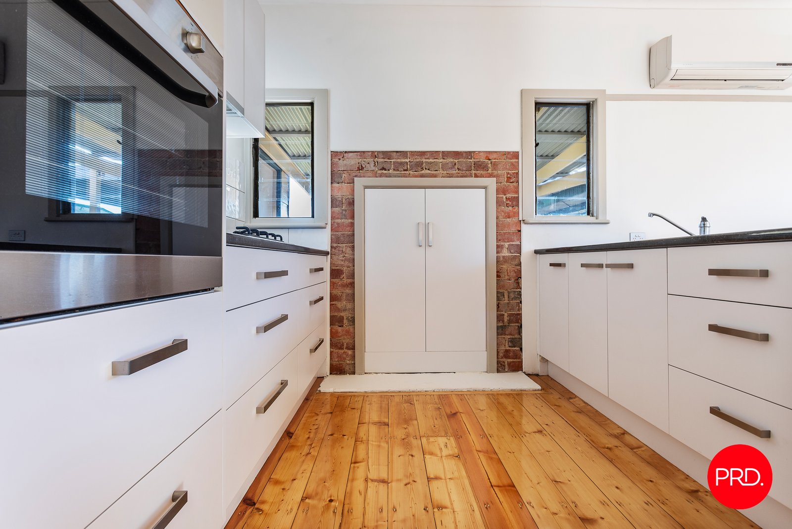 3 Rosemont Crescent KENNINGTON 3