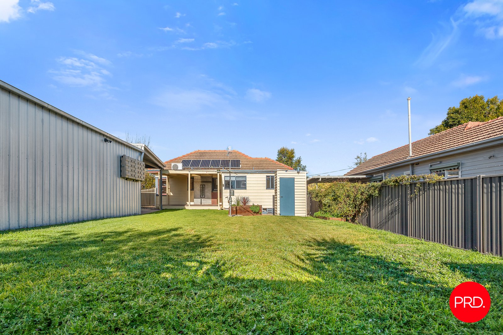 3 Rosemont Crescent KENNINGTON 10