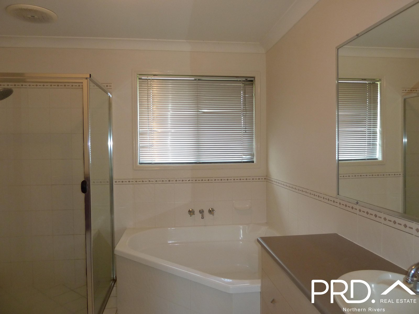 3 Rosewood Place KYOGLE 5