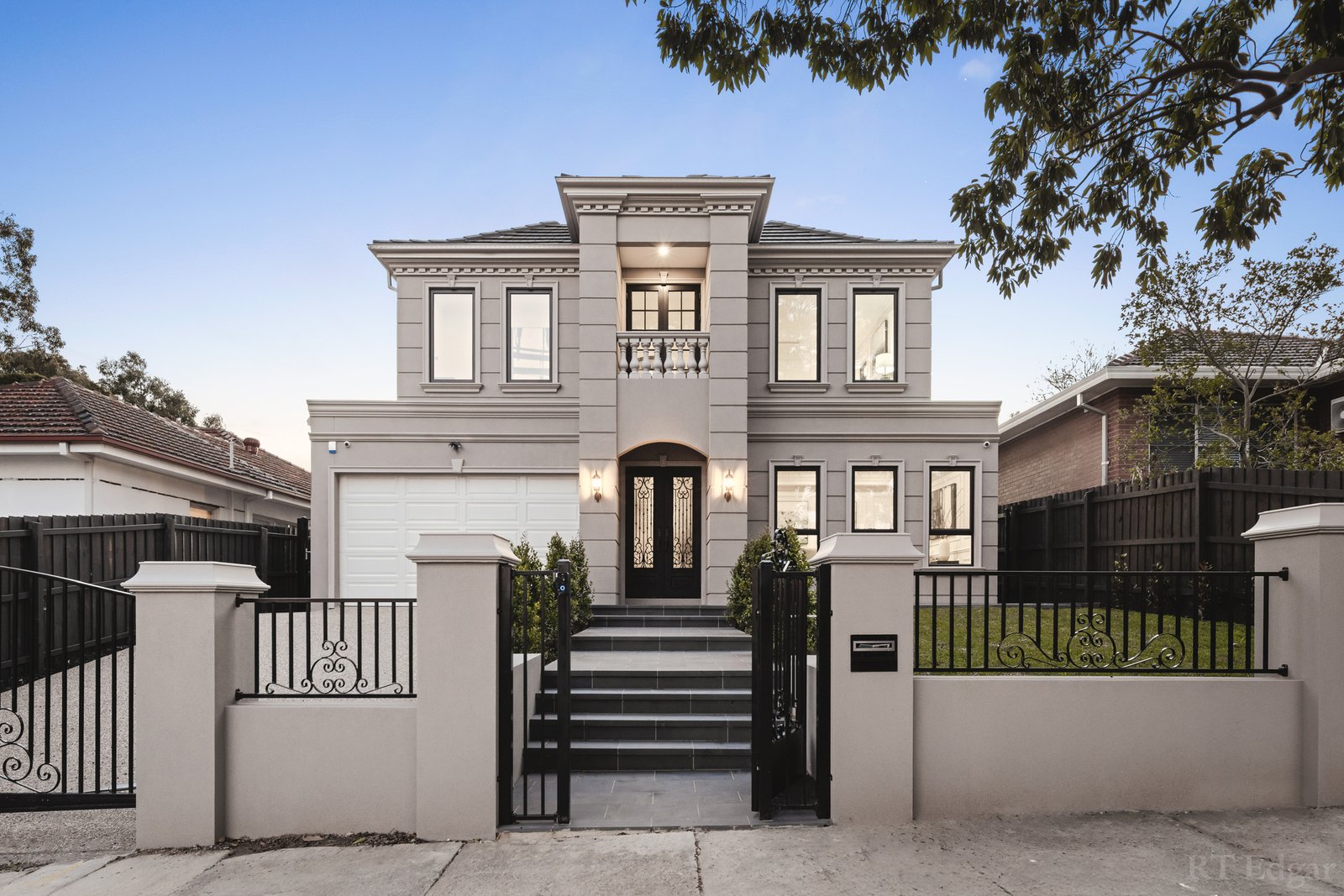 Real Estate and Property in 3 Roslyn Street, Burwood, VIC