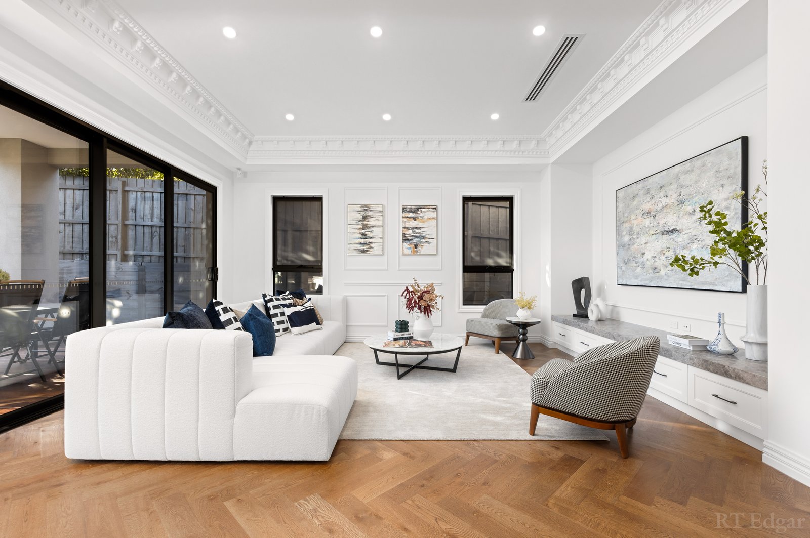 Real Estate and Property in 3 Roslyn Street, Burwood, VIC