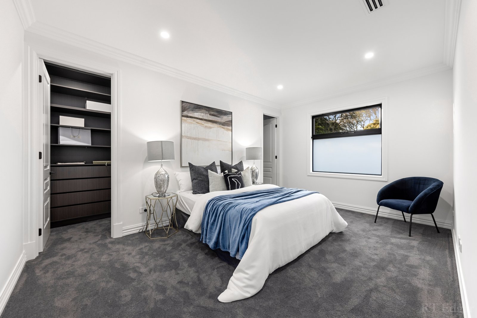 Real Estate and Property in 3 Roslyn Street, Burwood, VIC