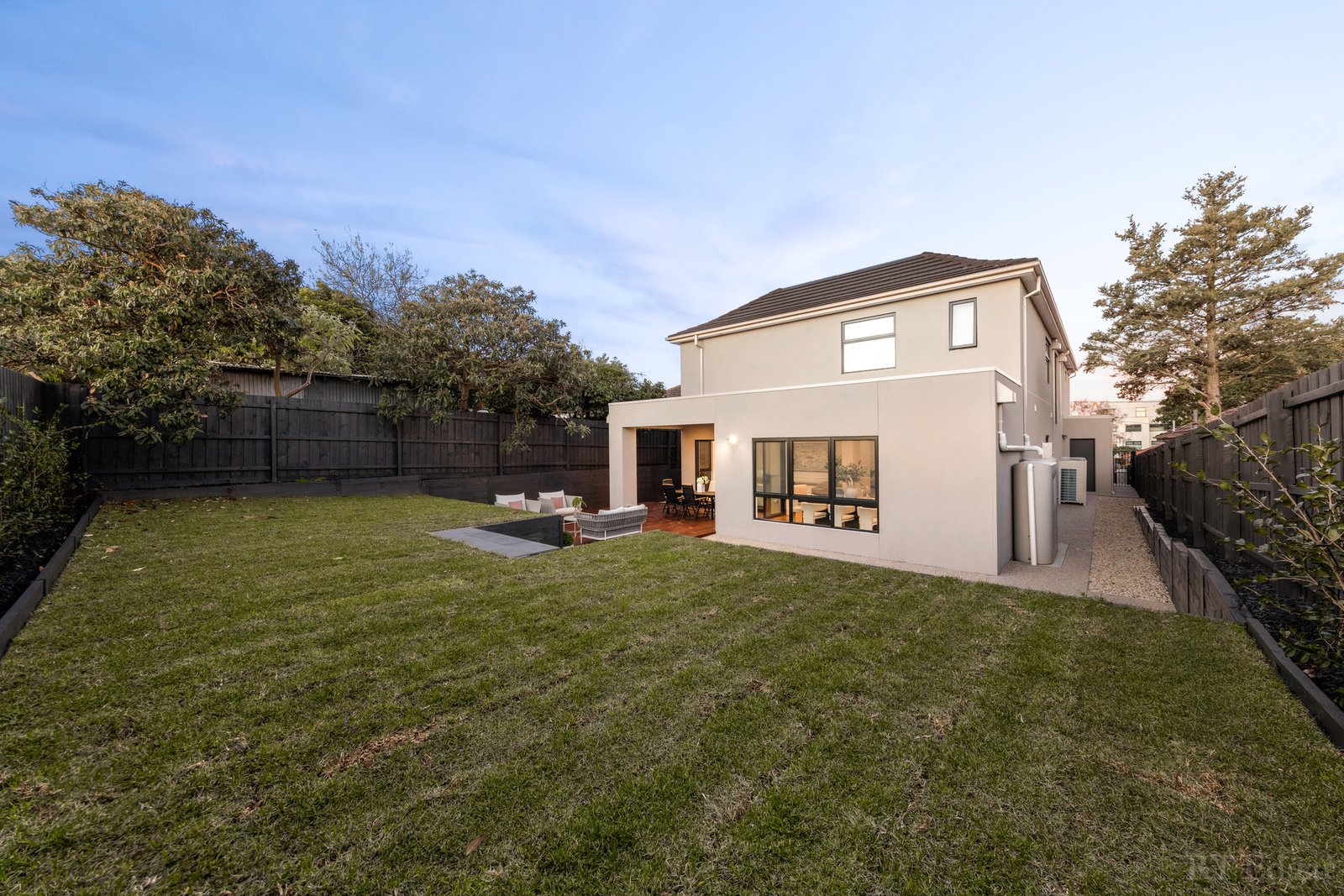 Real Estate and Property in 3 Roslyn Street, Burwood, VIC