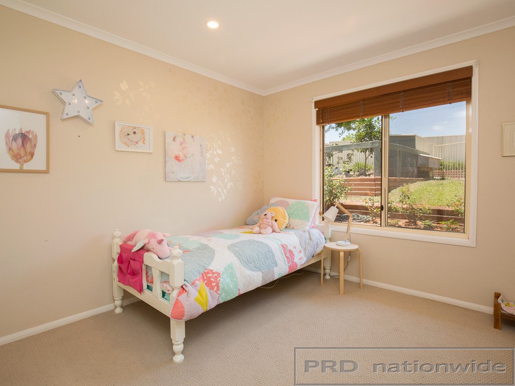 3 Rothbury Terrace THORNTON 9