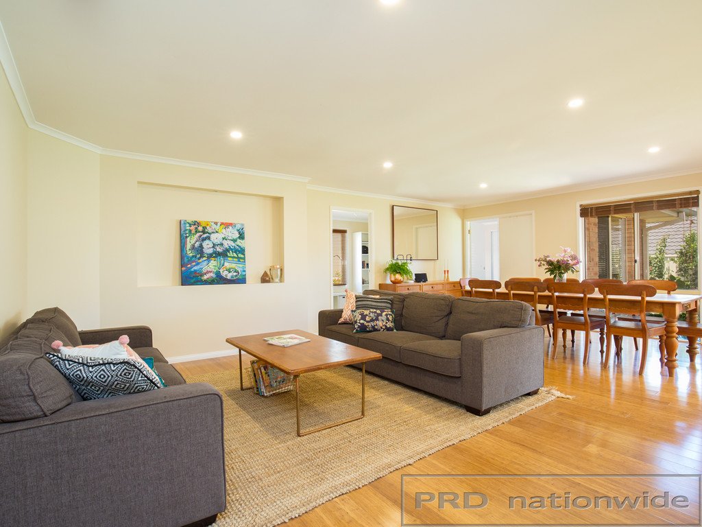 3 Rothbury Terrace THORNTON 15