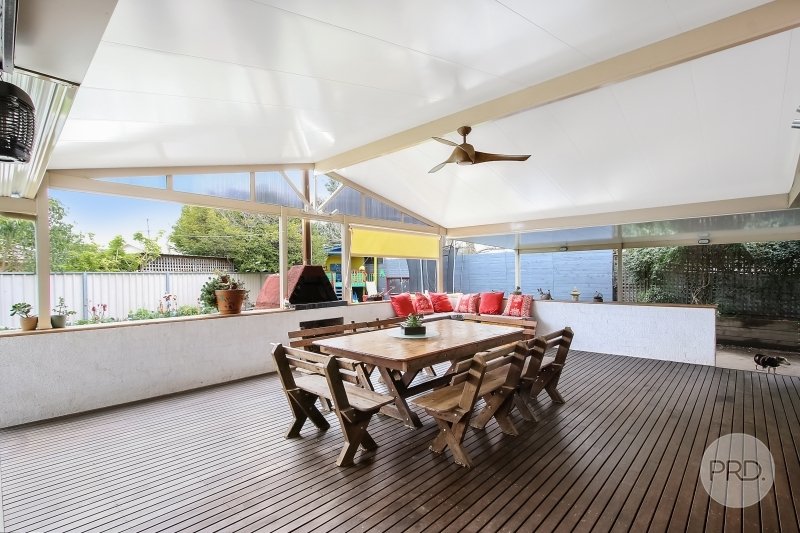 3 Rowen Court LAVINGTON 11