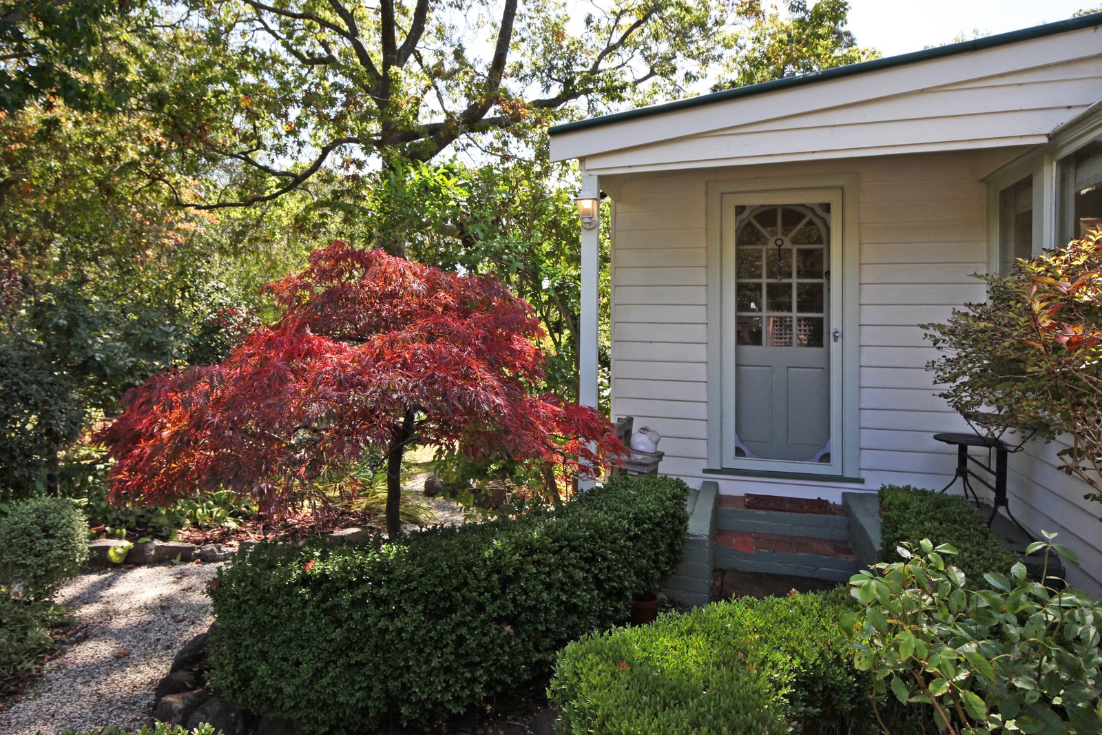 Real Estate and Property in 3 Royston Road, Woodend, VIC