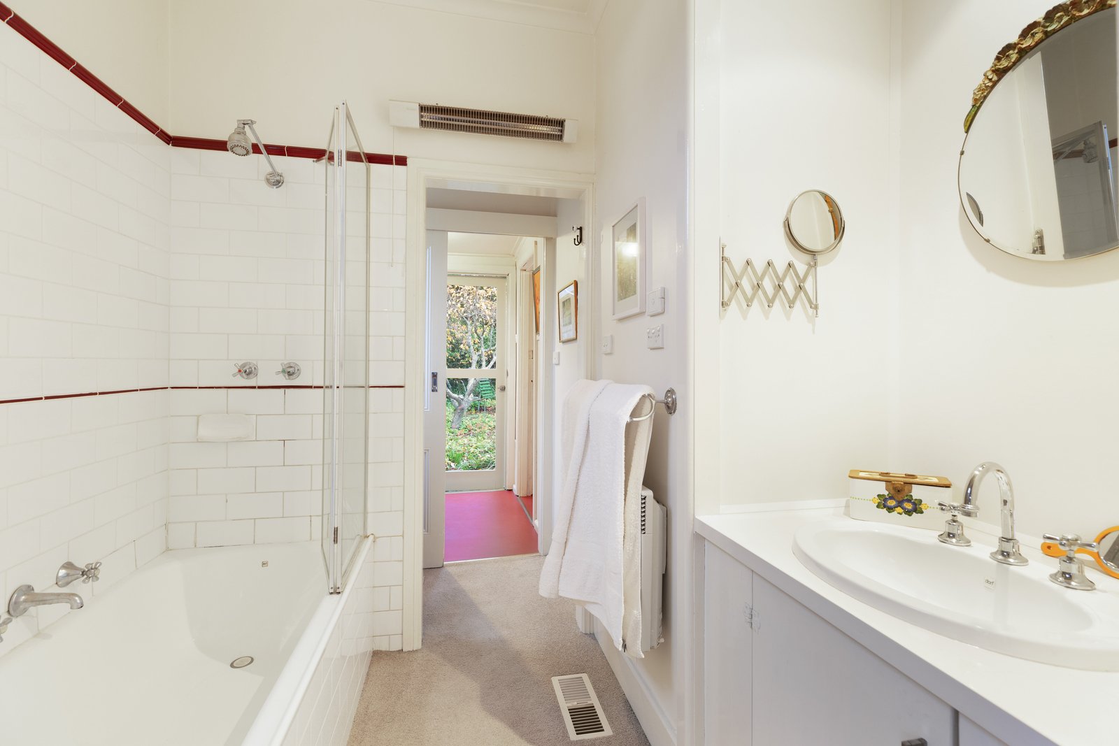 Real Estate and Property in 3 Royston Road, Woodend, VIC