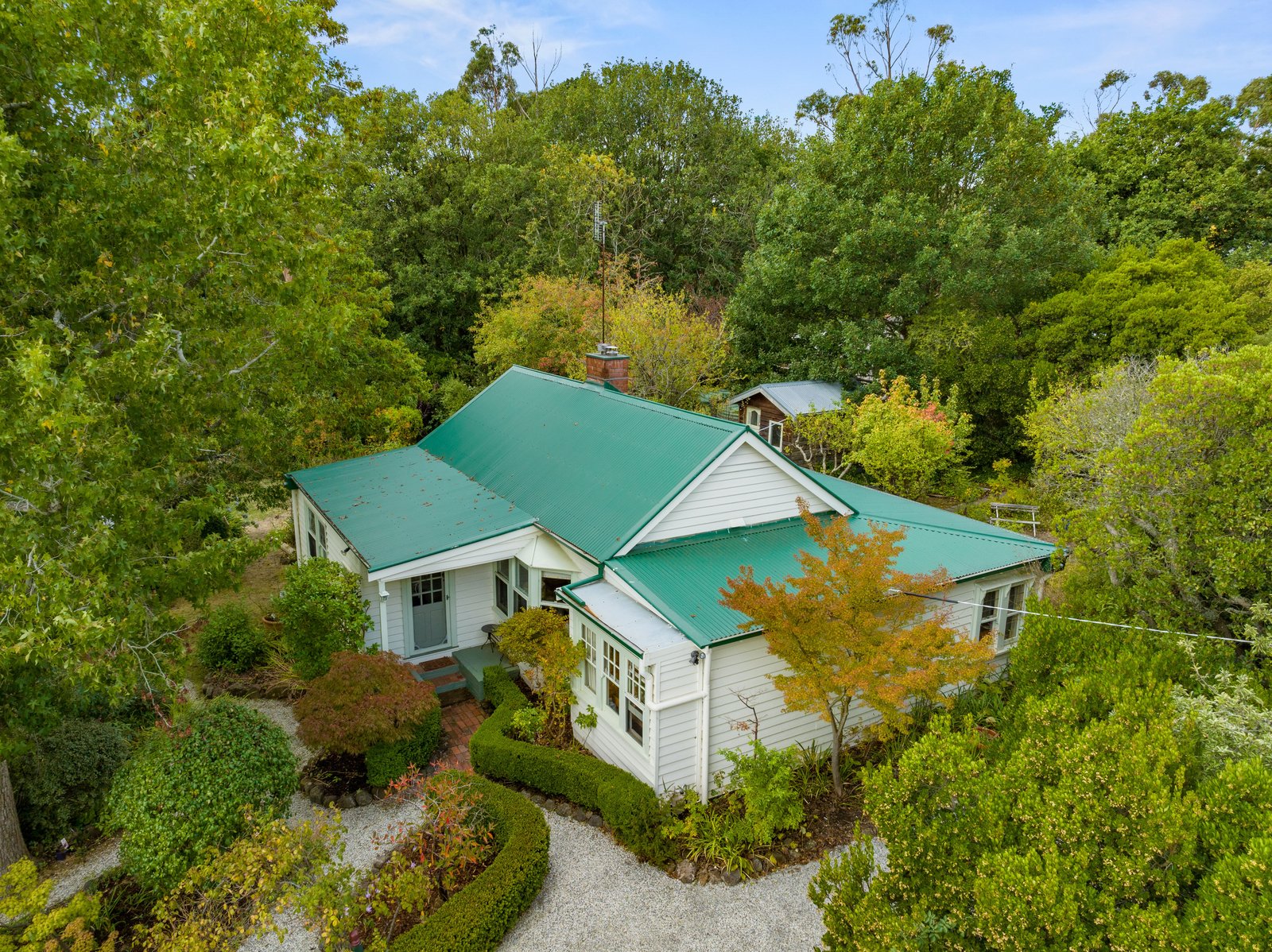 Real Estate and Property in 3 Royston Road, Woodend, VIC