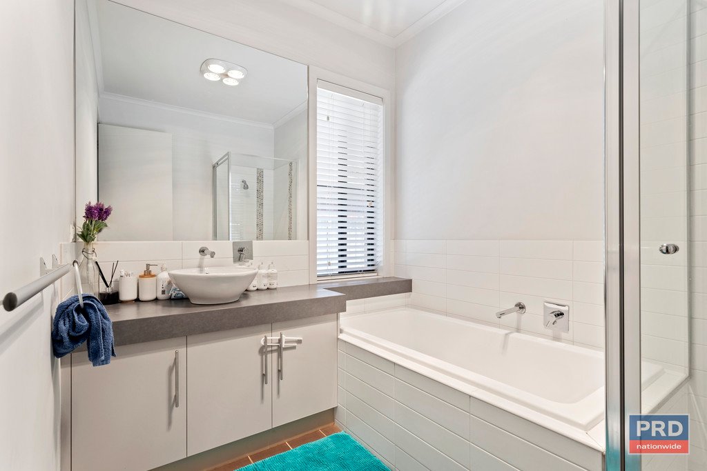 3 Ruby Street WHITE HILLS 7
