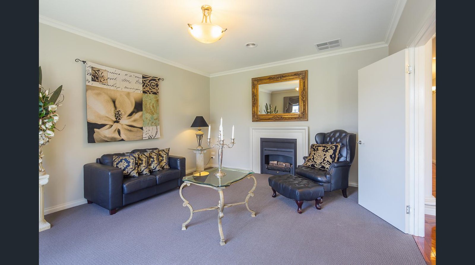 3 Ryder Court CANADIAN 10