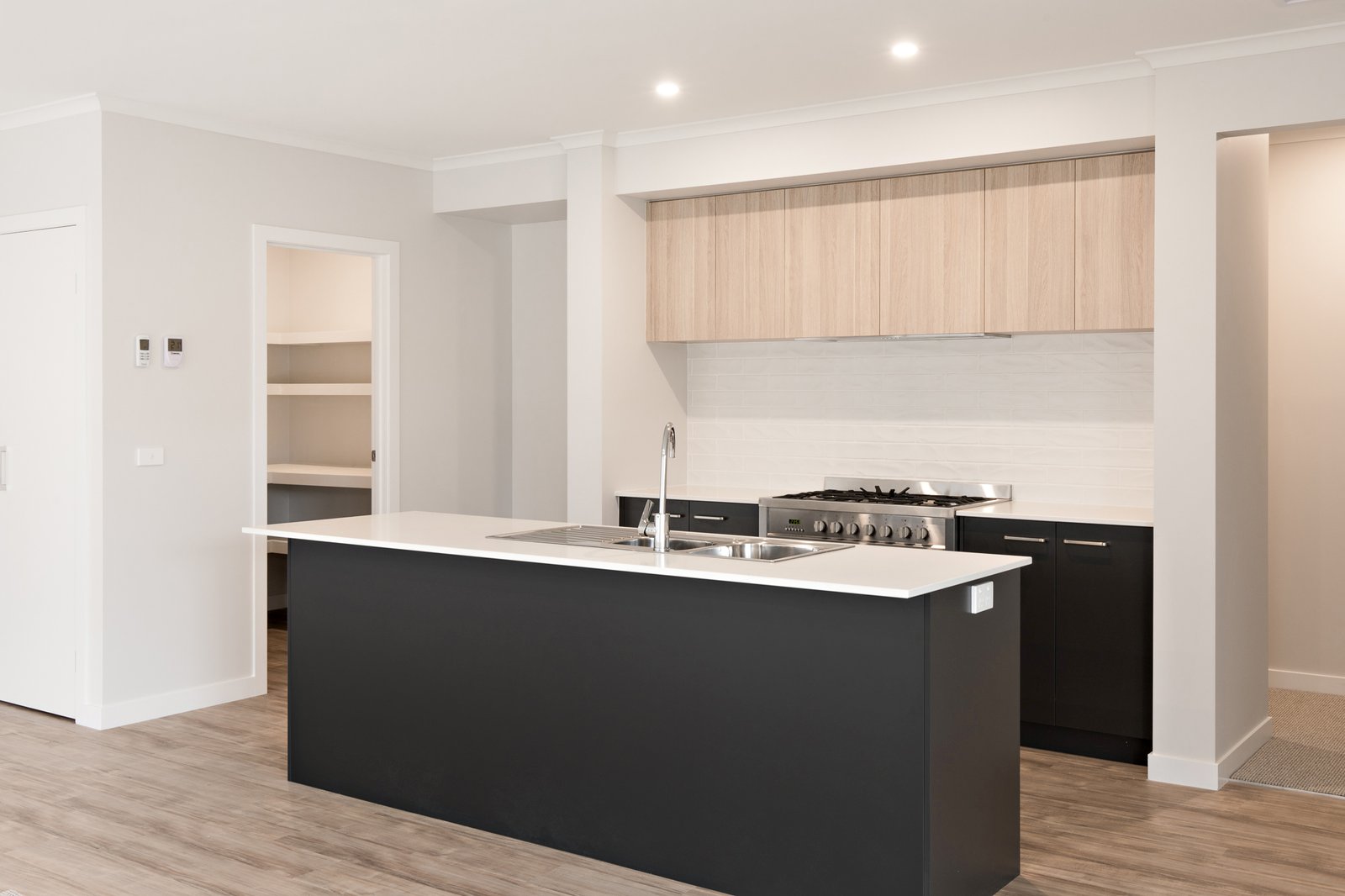 Gallery: 3 Sandpiper Avenue