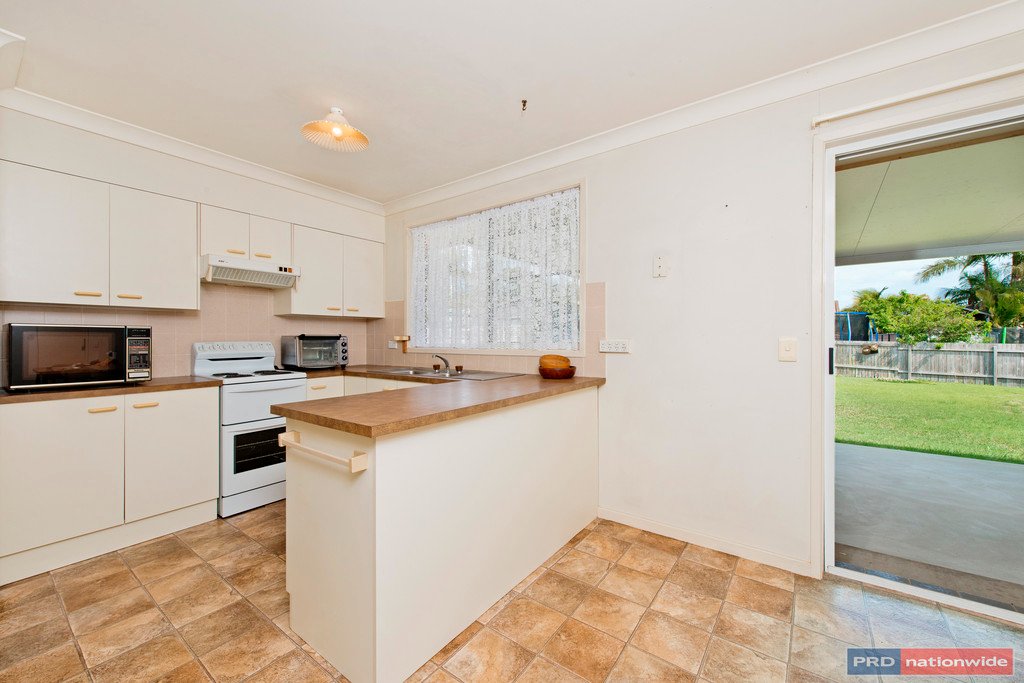 3 Sandpiper Close LAKEWOOD 3