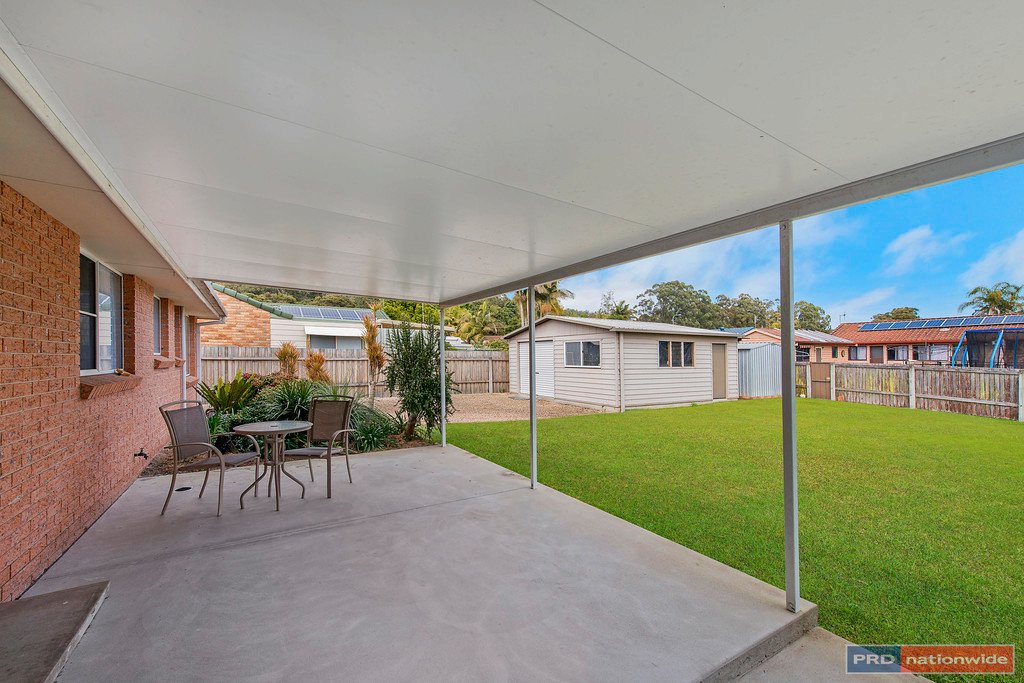 3 Sandpiper Close LAKEWOOD 4